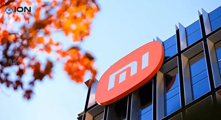 Xiaomi Siapkan HP Lipat 3 yang rencananya akan dirilis pada awal tahun 2025. Paten tersebut diajukan pada Desember 2022 dan baru-baru ini diterbitkan oleh Kantor Kekayaan Intelektual Nasional Tiongkok.