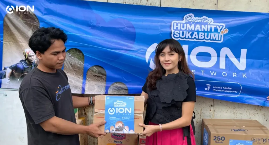 Tim ION Network Menyalurkan Bantuan di Posko Bencana Sukabumi