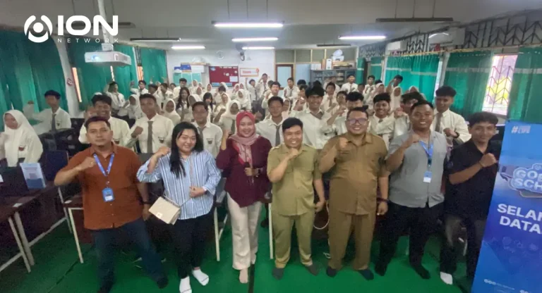 ION Network Dorong Literasi Digital Siswa SMKN 2 Kota Kediri Melalui Program ION Goes to School